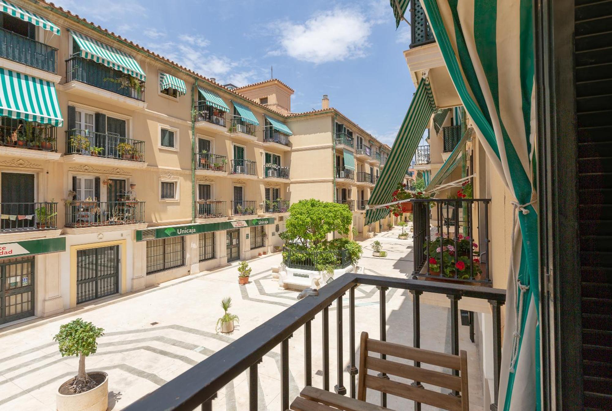 Апартаменты Malaga Centro I Экстерьер фото